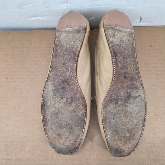 PRADA Puttty Womans Soft Leather Slip-On Loafers Moccasins Size 8 EU 39 - Picture 9 of 16